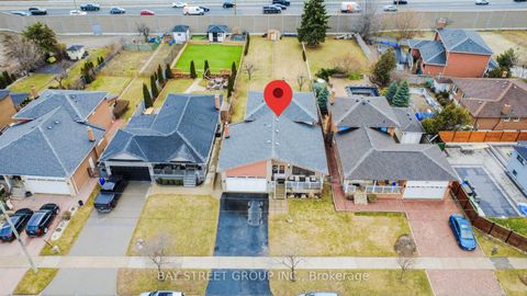 1520 Brentano Boulevard Lower Mississauga ON L4X 1A4