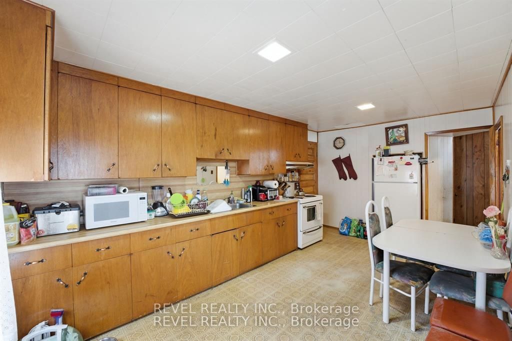 Photo of 535 Park Street N, Peterborough, ON K9H 4R6 (MLS # X13075554)