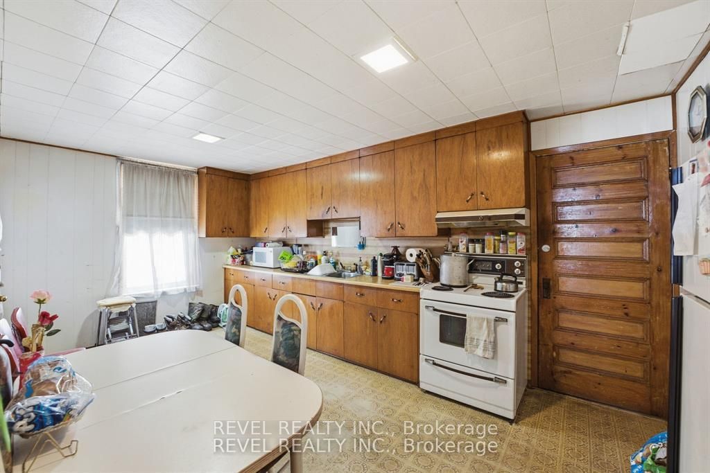 Photo of 535 Park Street N, Peterborough, ON K9H 4R6 (MLS # X13075554)