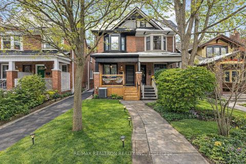 111 Glenmore Road Toronto ON M4L 3M2