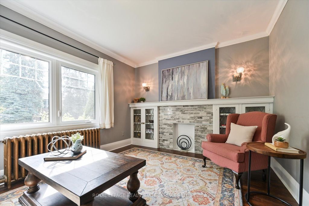 Photo of 11 King Street Crescent, Toronto, ON M9N 1K7 (MLS # W12418810)