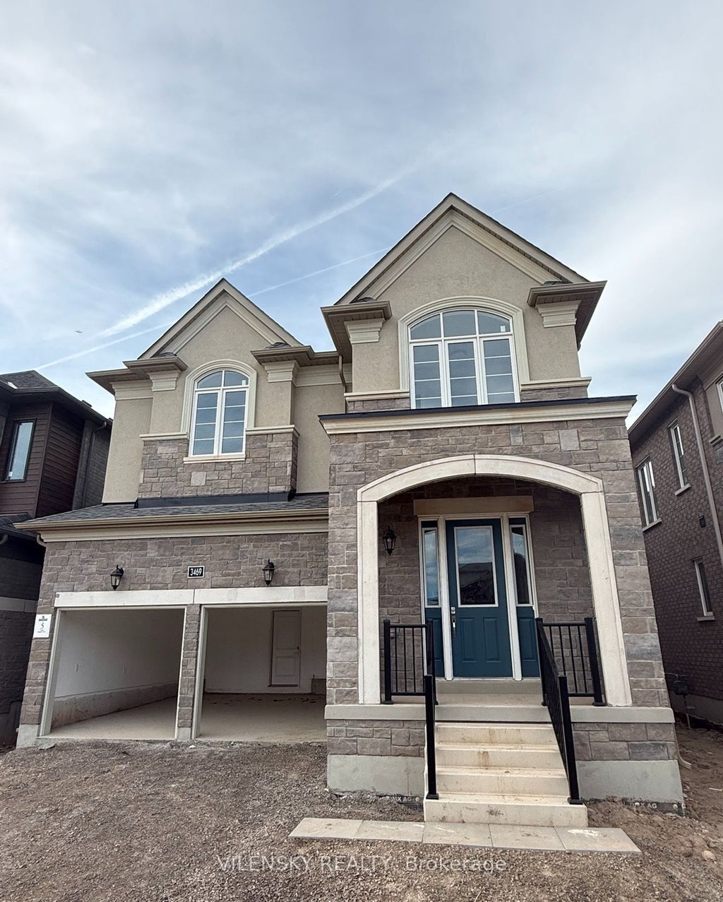 Photo of 3469 Magnus Way, Oakville, ON L6M 4K4 (MLS # W14123102)
