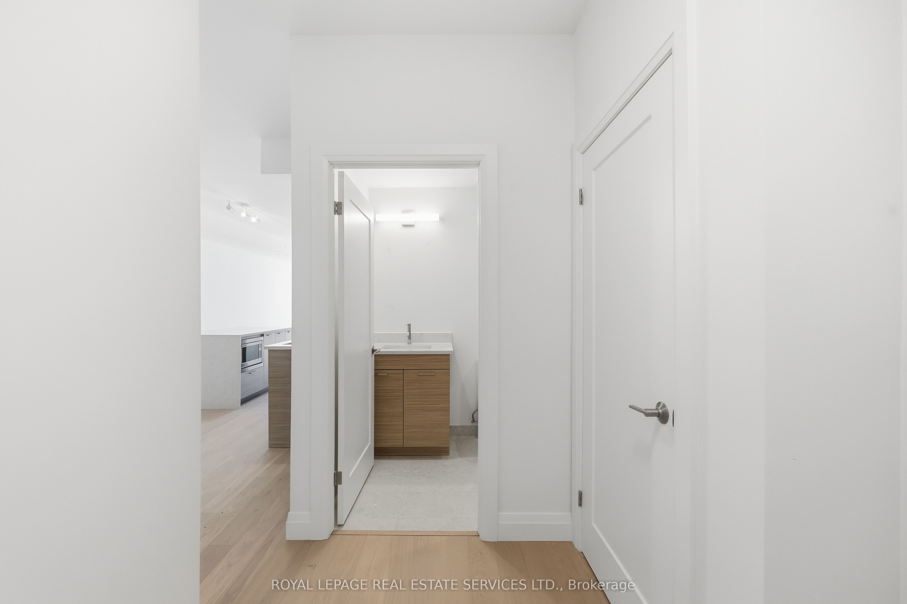 26 Mill Street 213