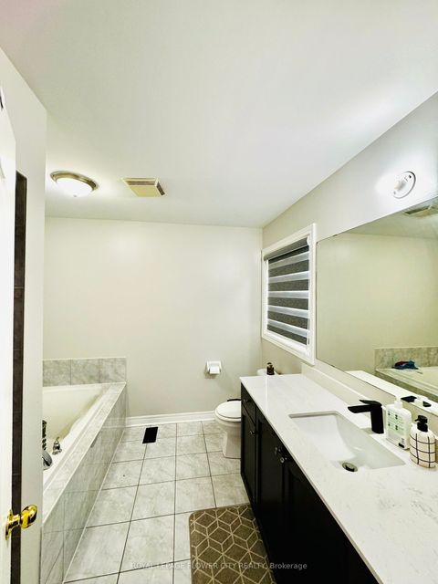 25 Windflower Road UPPER Brampton ON L7A 0M1