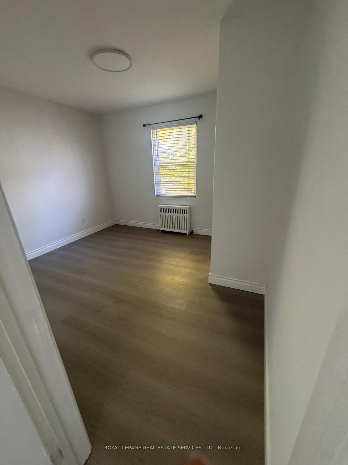 55A Long Branch Avenue W 201