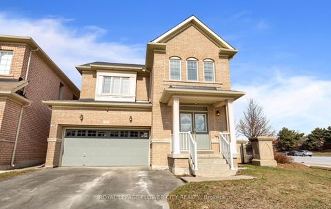 2 Archville Street Brampton ON L6Y 5Y5