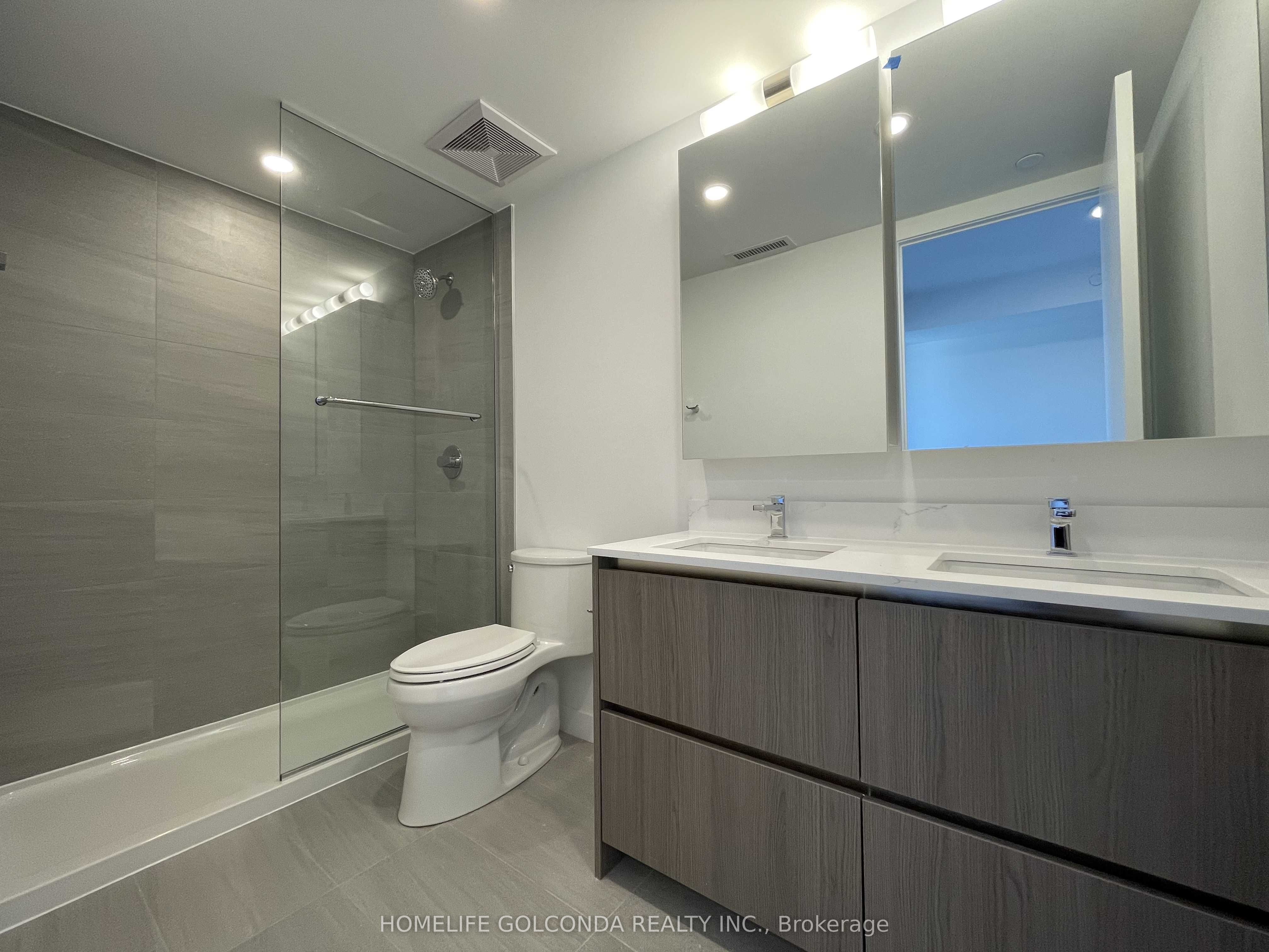 8188 Yonge Street 210