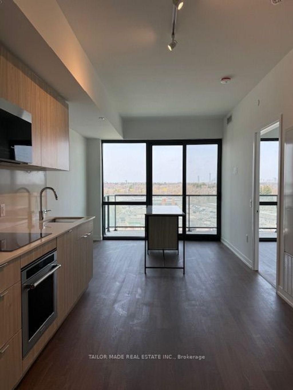 Photo of 251 Masonry Way #811, Mississauga, ON L5H 0B2 (MLS # W12987834)