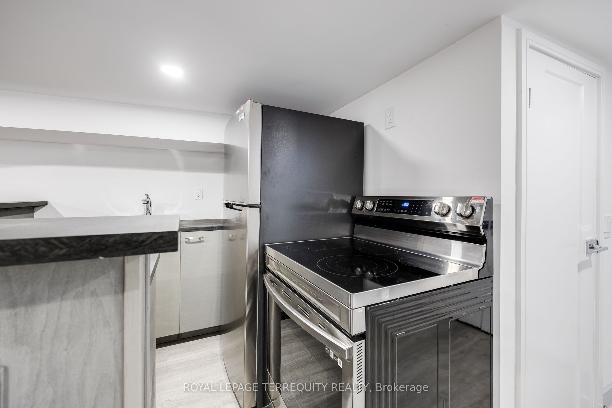 668 Indian Road Bsmt