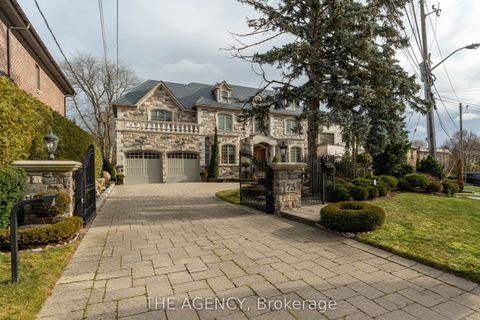 75 Arjay Crescent Toronto ON M2L 1C6