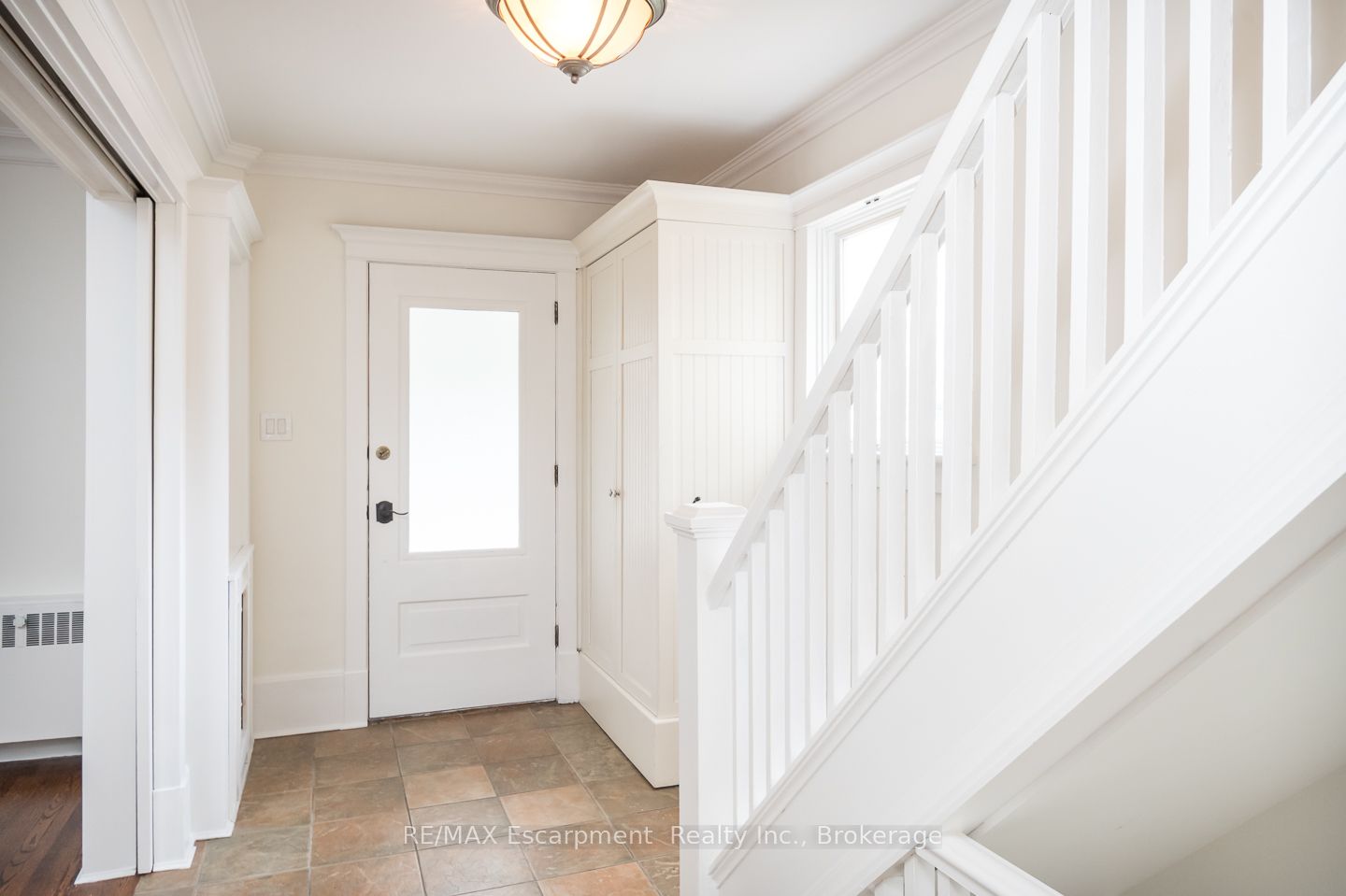 209 Allan Street