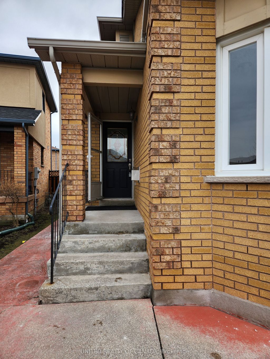 Photo of 110 Dunoon Drive, Vaughan, ON L6A 1Z2 (MLS # N12869170)