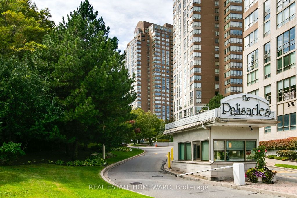 Photo of 215 NE Wynford Drive NE #1006, Toronto, ON M3C 3P5 (MLS # C12387849)