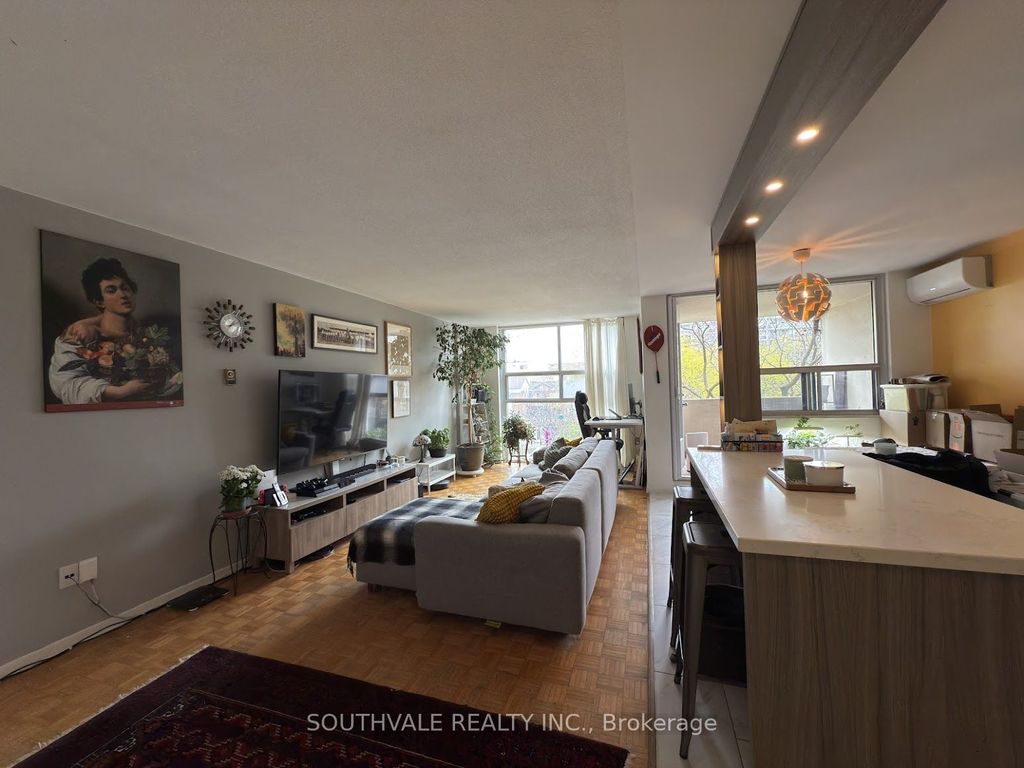 Photo of 40 Homewood Avenue #404, Toronto, ON M4Y 2K2 (MLS # C13081716)