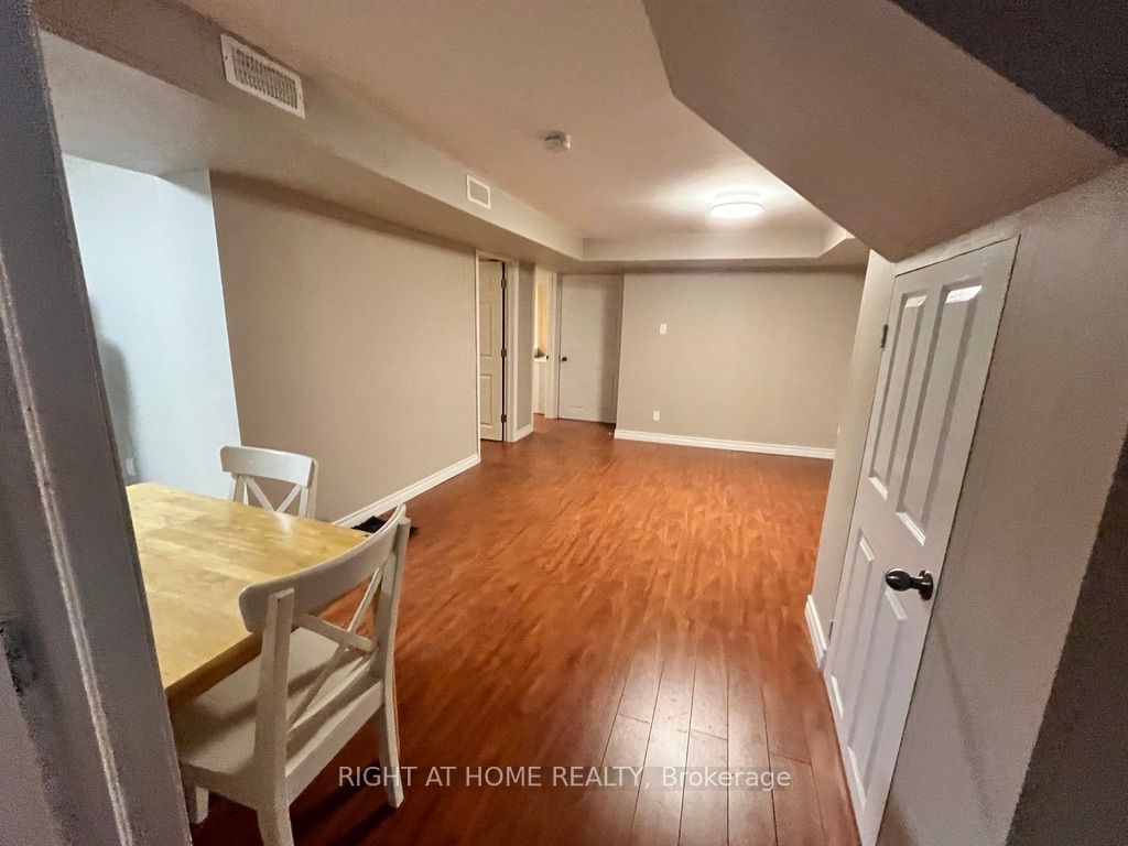 165 maple Avenue LOWER