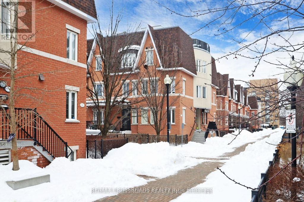 Photo of 312 John Street #181, Markham, ON L3T 0A7 (MLS # N13045414)