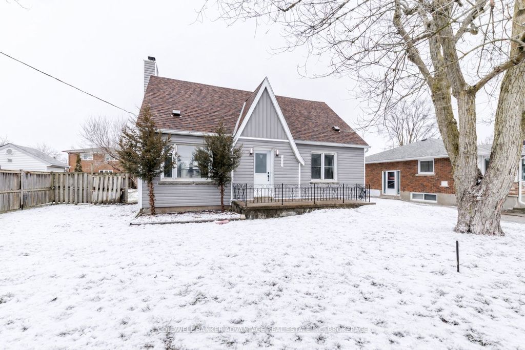 Photo of 457 Southworth Street S, Welland, ON L3B 2A1 (MLS # X12823108)