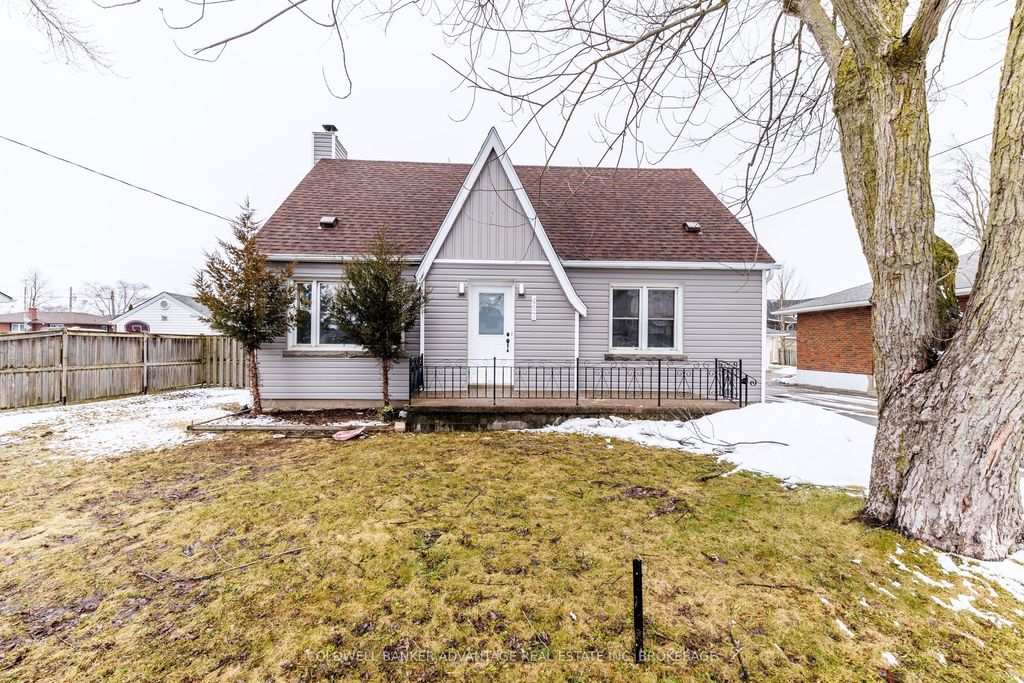 Photo of 457 Southworth Street S, Welland, ON L3B 2A1 (MLS # X12823108)