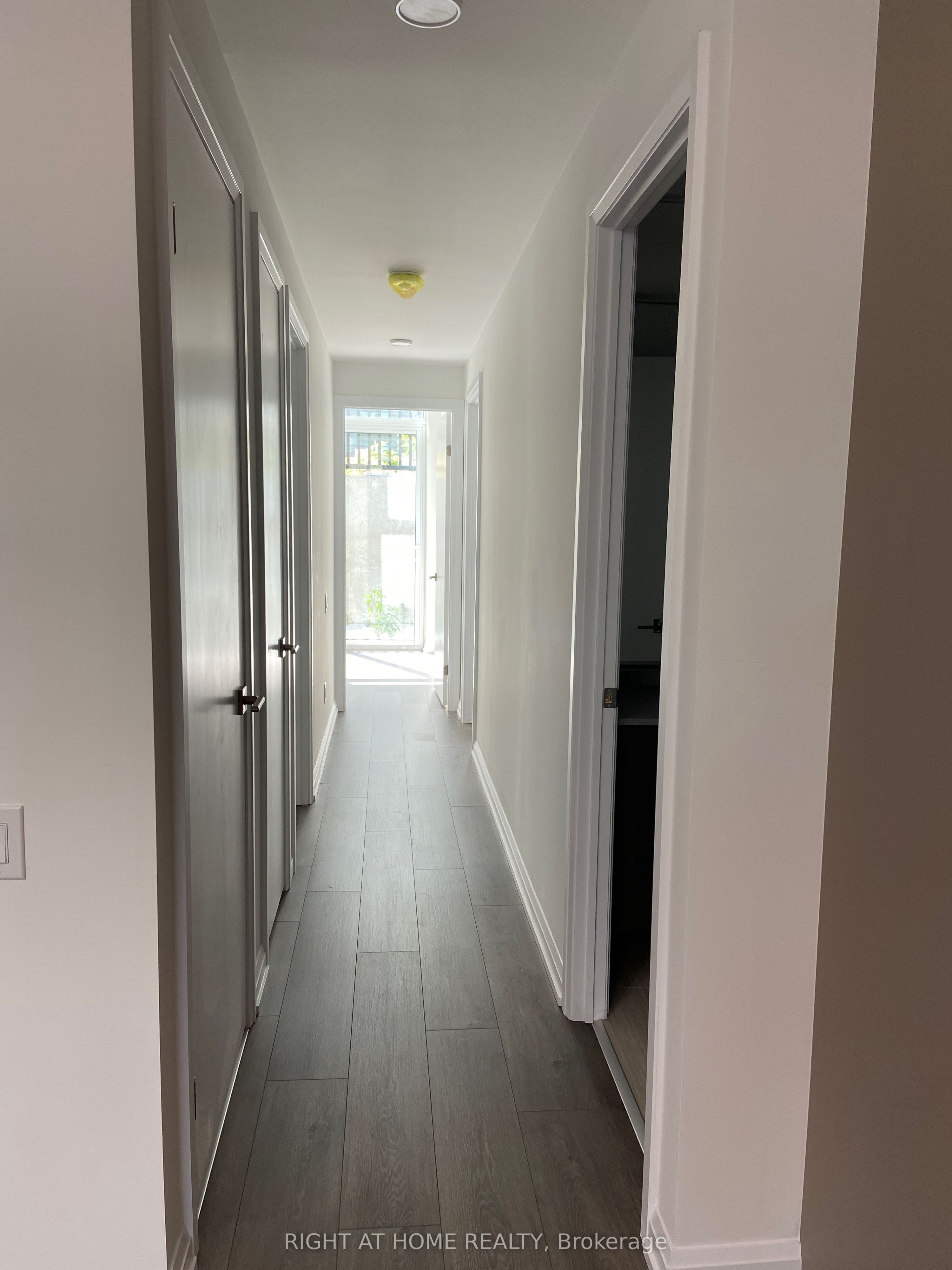 15 Brin Drive TH 17