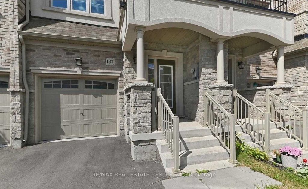 Photo of 137 Borers Creek cir Circle, Hamilton, ON L8B 1W3 (MLS # X12587452)