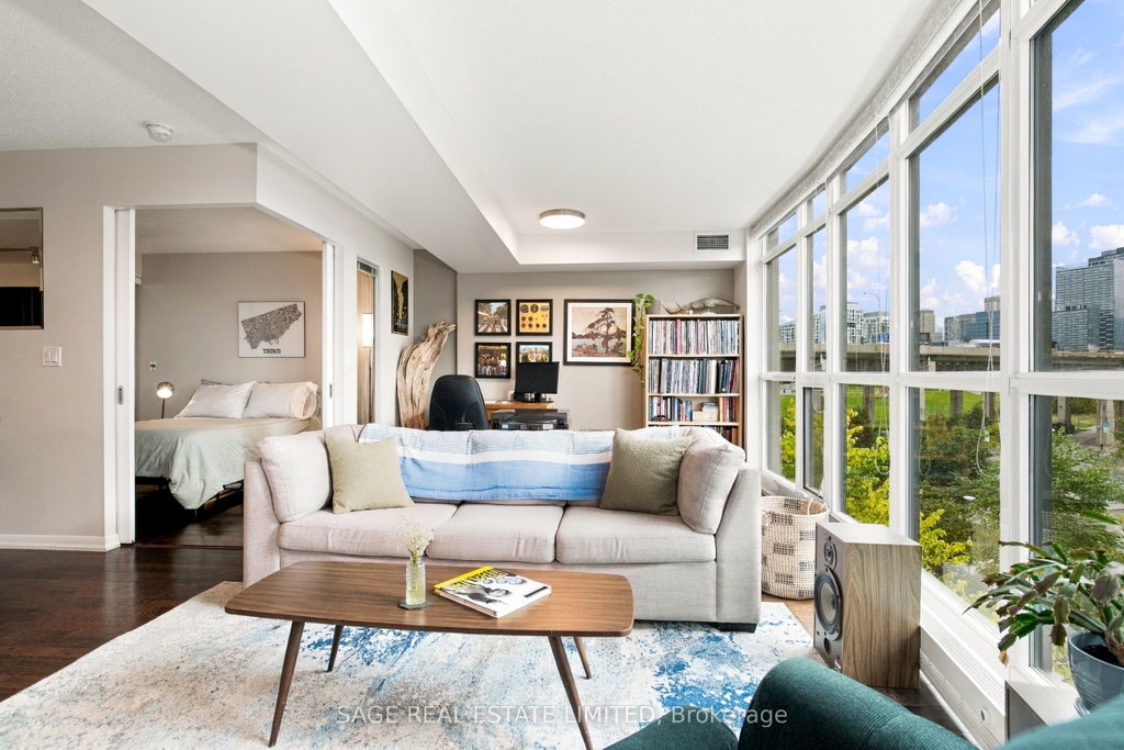 Photo of 209 Fort York Boulevard #579, Toronto, ON M5V 4A1 (MLS # C13843224)