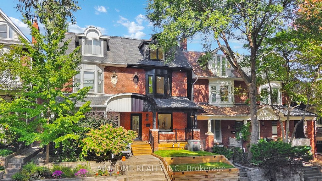 Photo of 38 Sparkhall Avenue, Toronto, ON M4K 1G5 (MLS # E12586324)