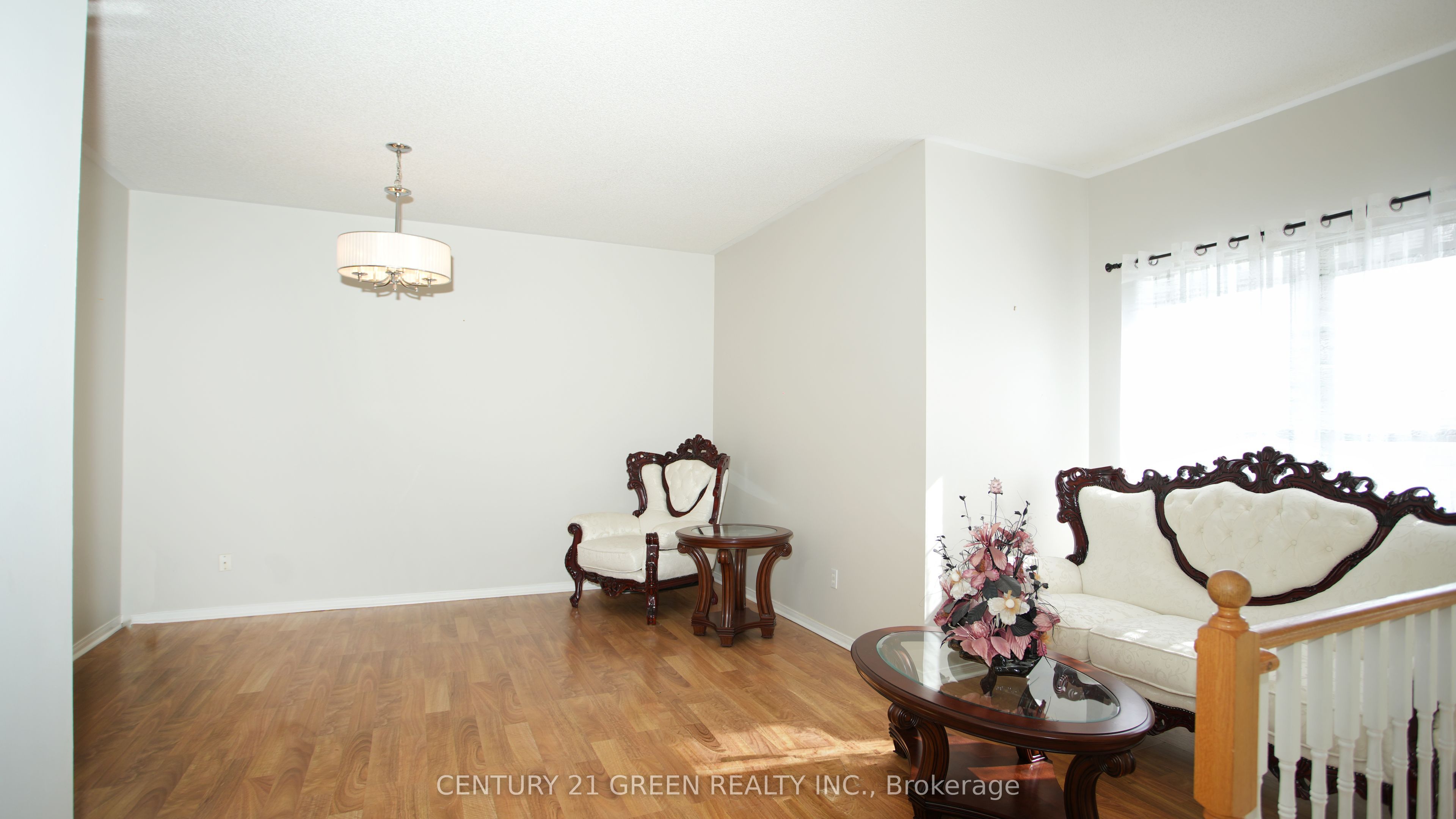 836 Avocado Crescent