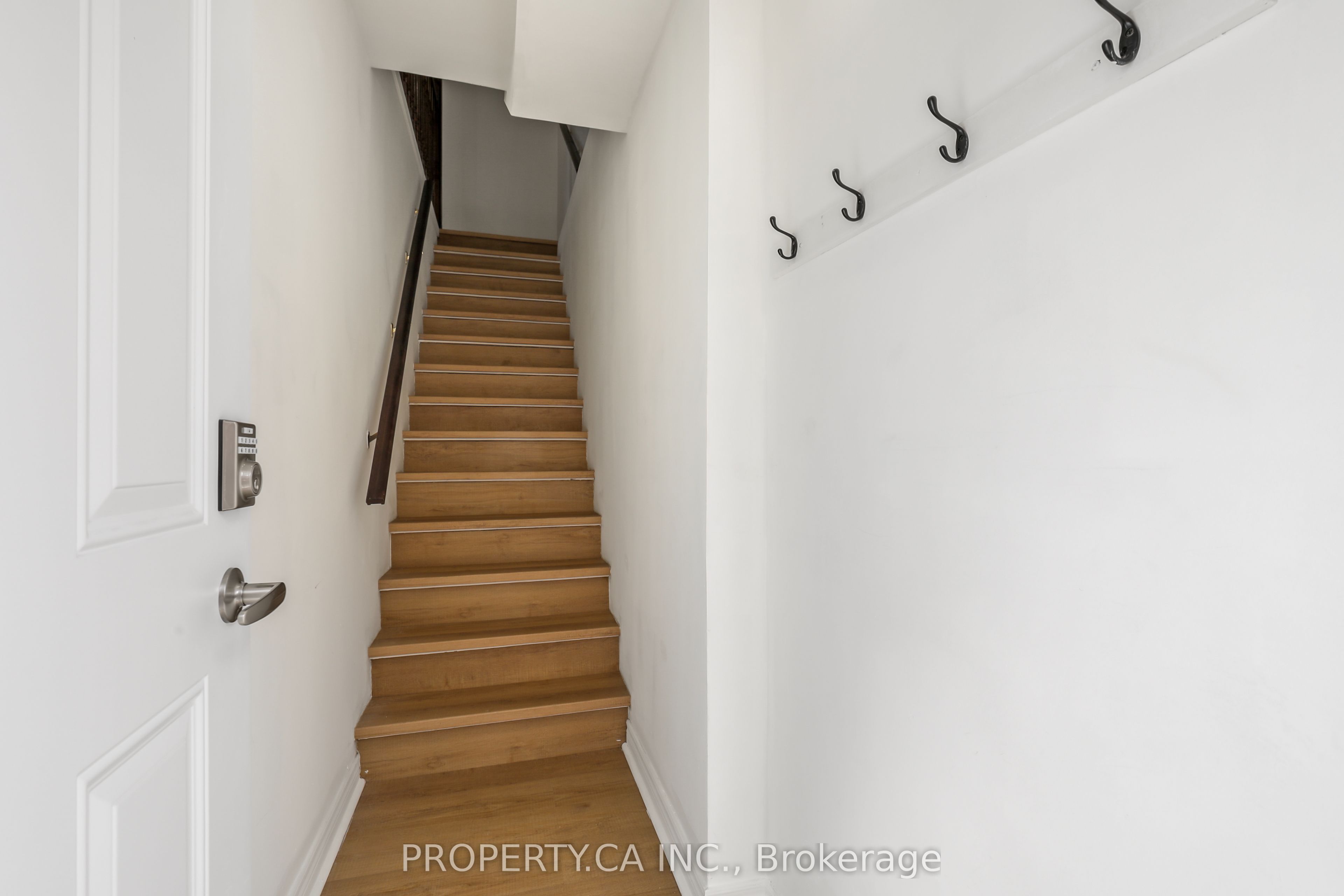 121 Melrose Street 3