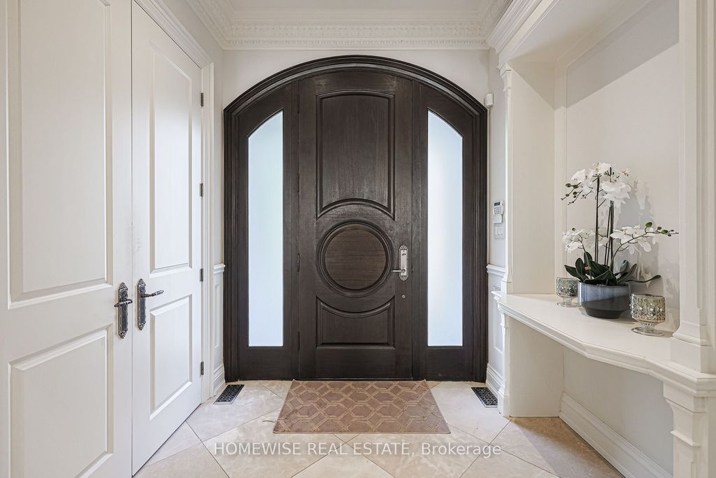 Photo of 2706 Bayview Avenue, Toronto, ON M2L 1B9 (MLS # C12842676)