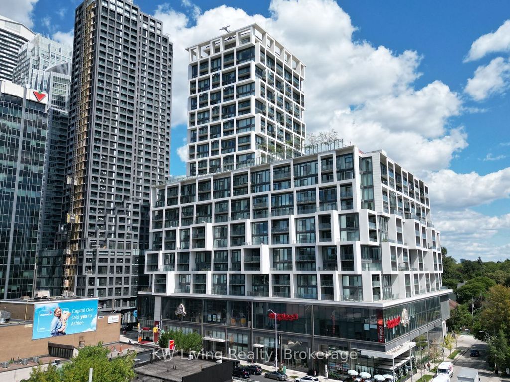 Photo of 8 Hillsdale Avenue E #725, Toronto, ON M4S 0B2 (MLS # C12390663)