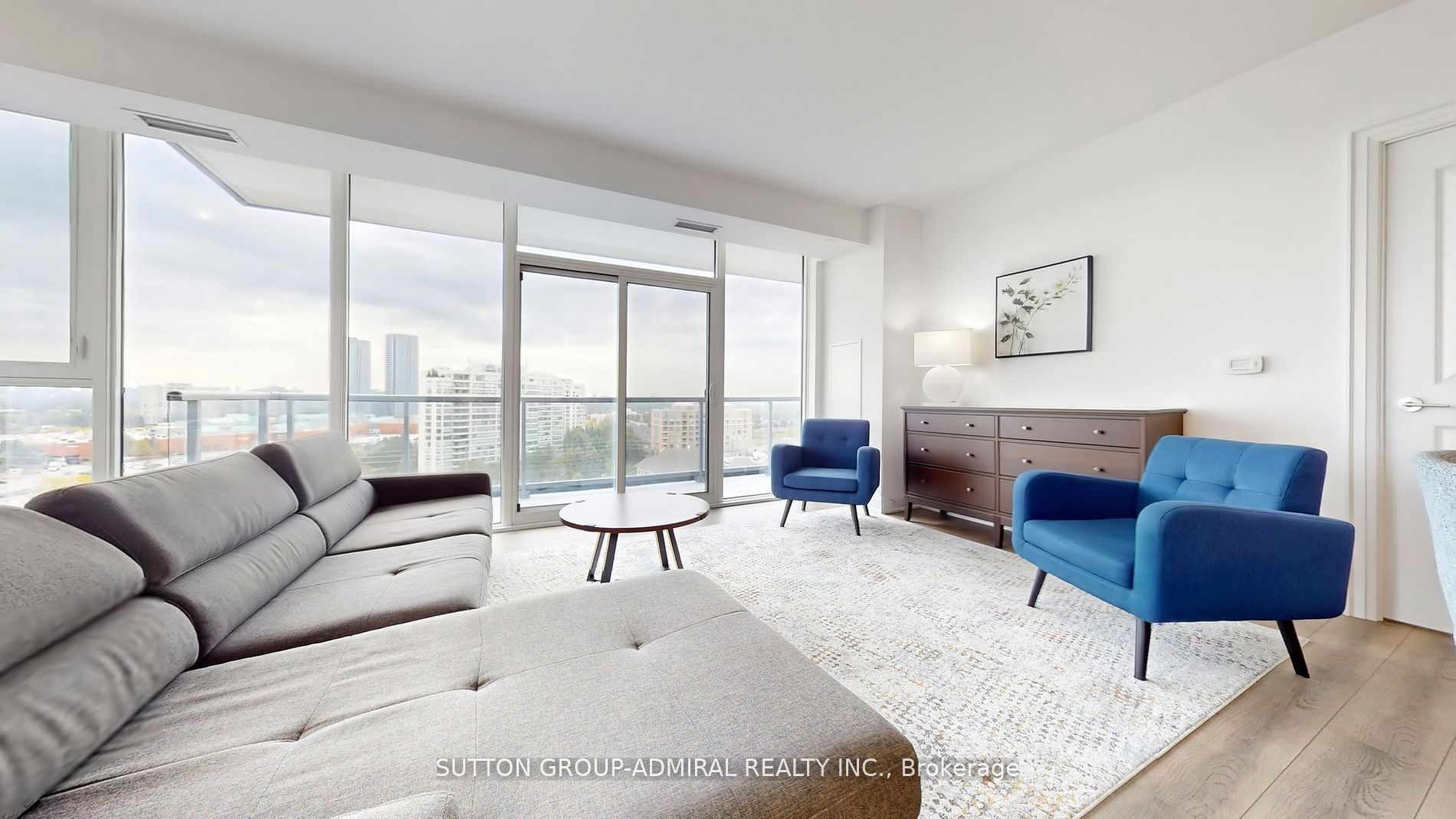 20 Gatineau Drive 1103