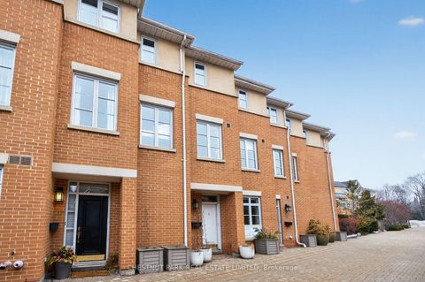 14 Charlesworth Lane Toronto ON M4T 3B5