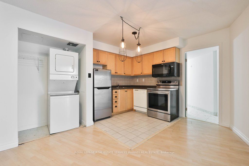 650 Queens Quay W 302