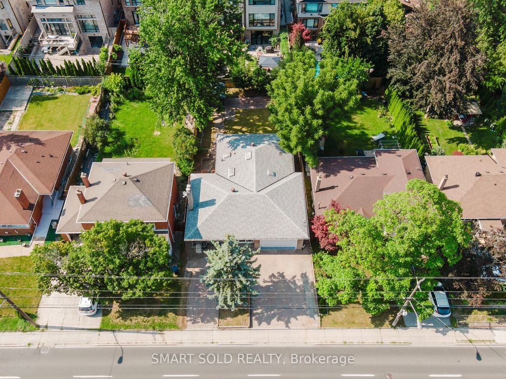 Photo of 158 York Mills Road, Toronto, ON M2L 1K7 (MLS # C13605244)