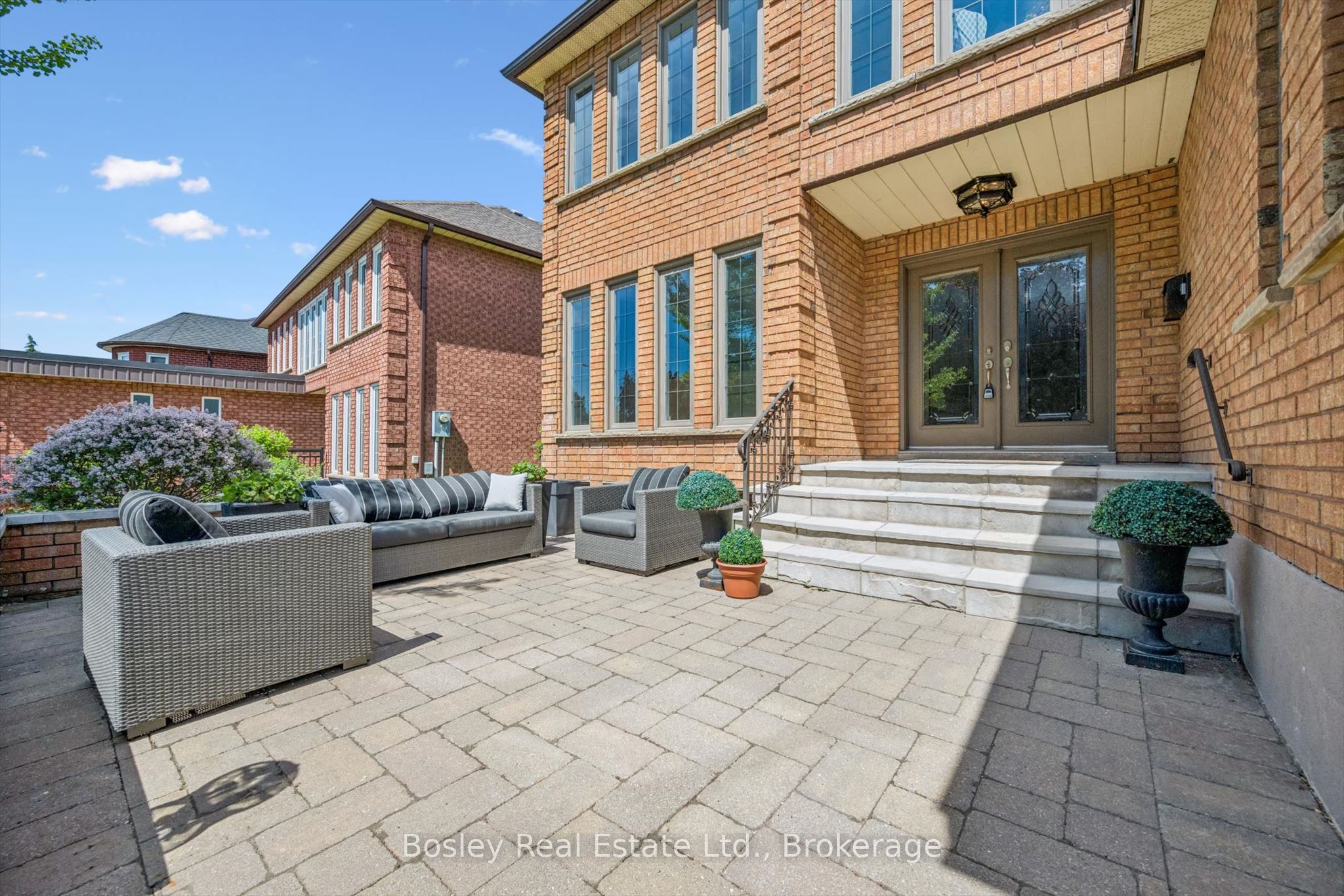 1217 Sugar Maple Court