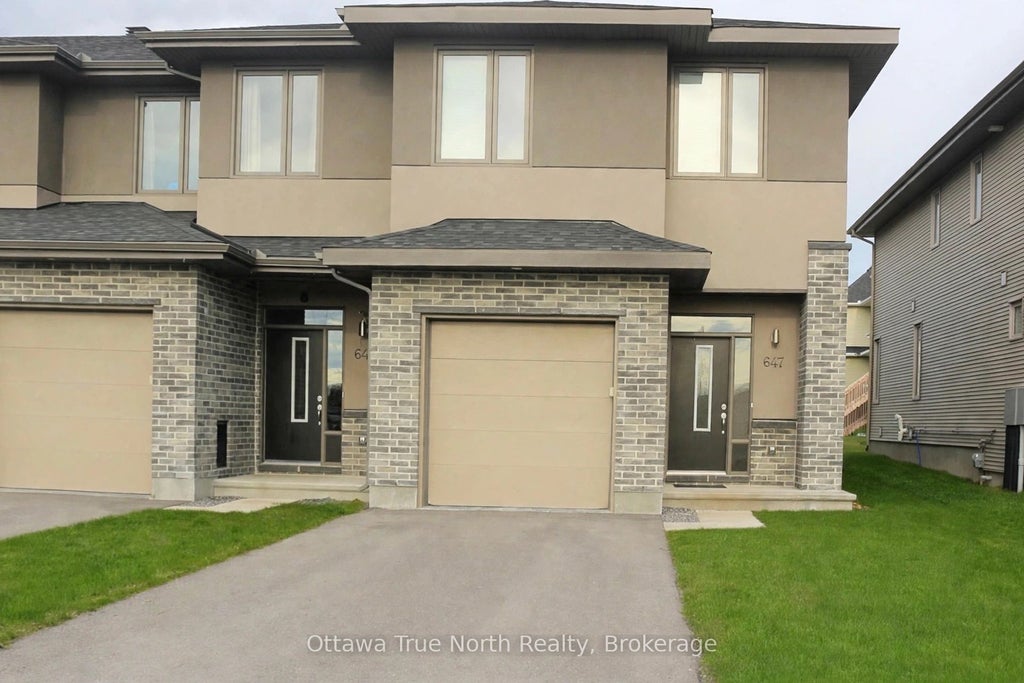 Photo of 647 Gabriola Way, Kanata, ON K2T 0E2 (MLS # X13885454)