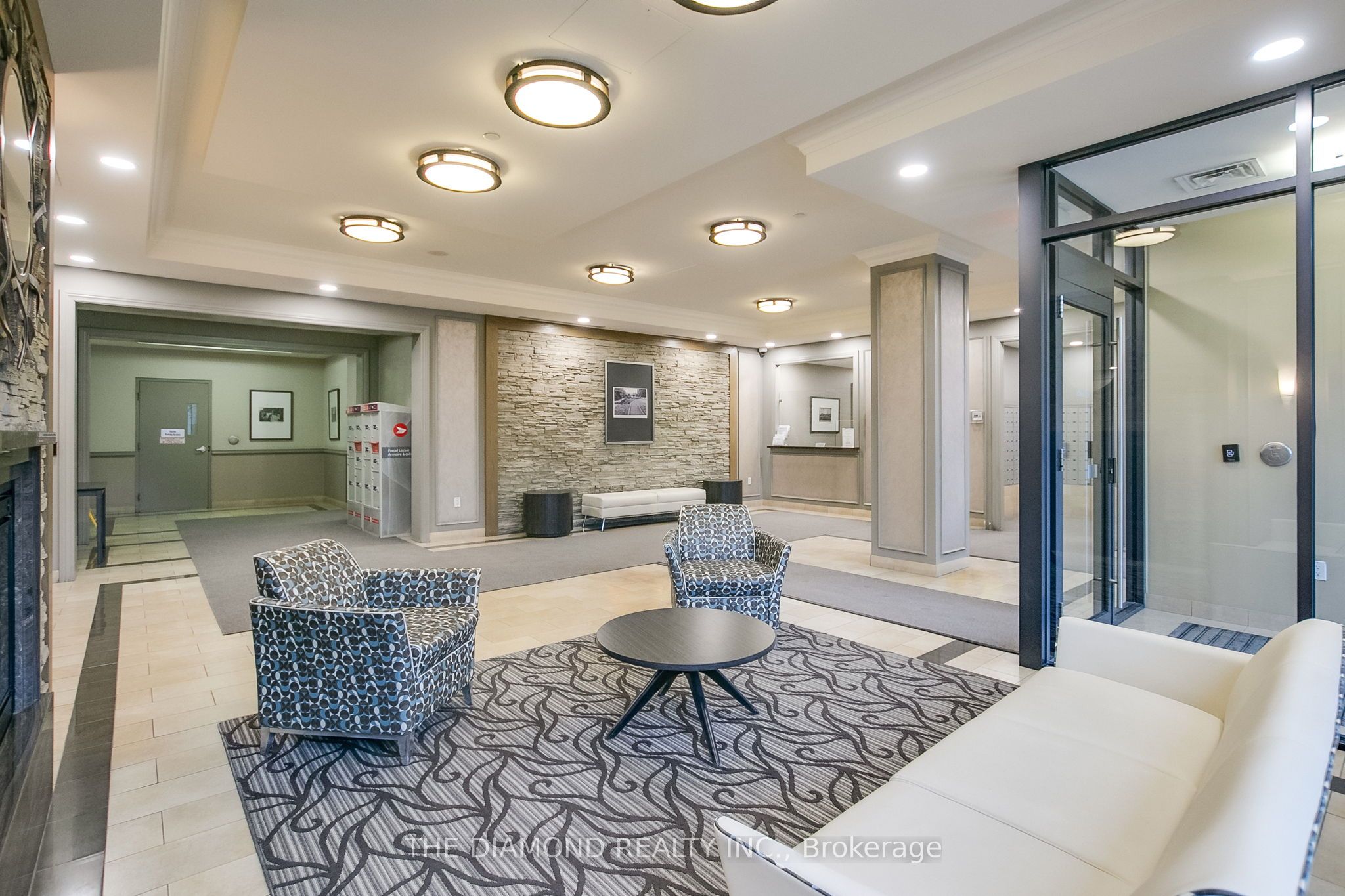 61 Heintzman Street 1501