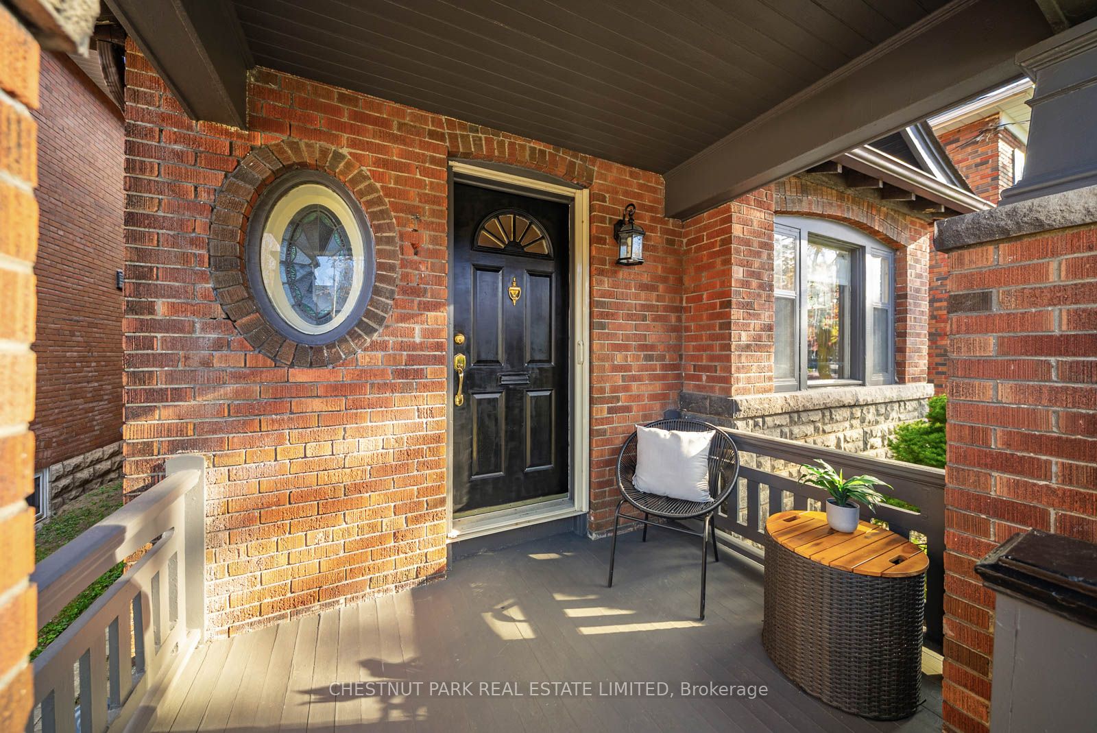 17 Glen Stewart Avenue