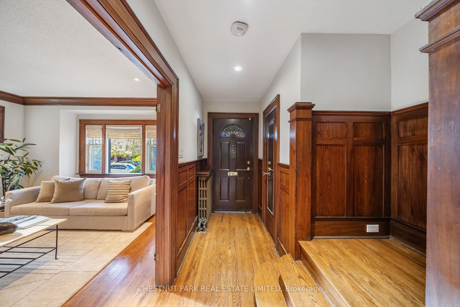 17 Glen Stewart Avenue