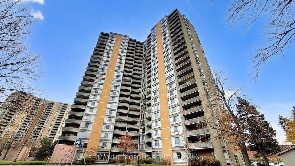 Photo of 10 Martha Eaton Way #713, Toronto, ON M6M 5B3 (MLS # W12582194)