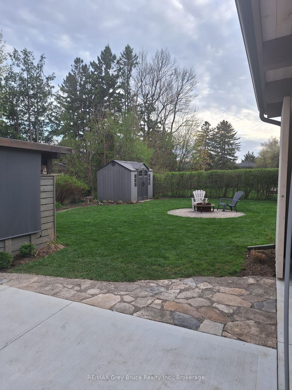 Photo of 74 Inwood Crescent, Kitchener, ON N2M 2M1 (MLS # X12860246)