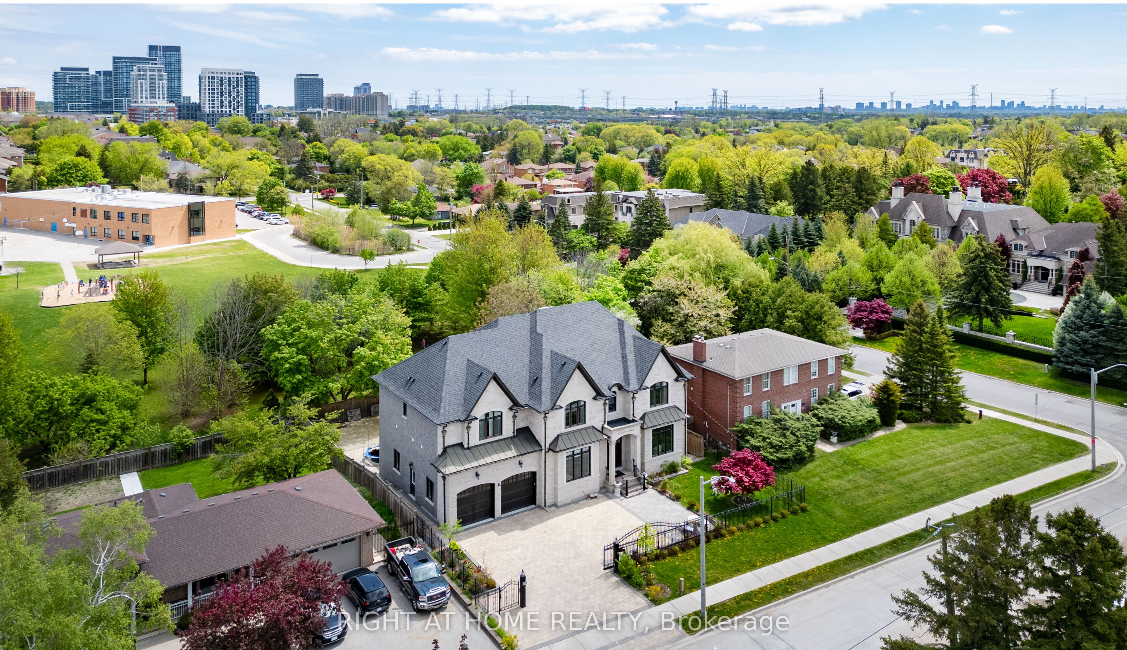 3 Claridge Drive