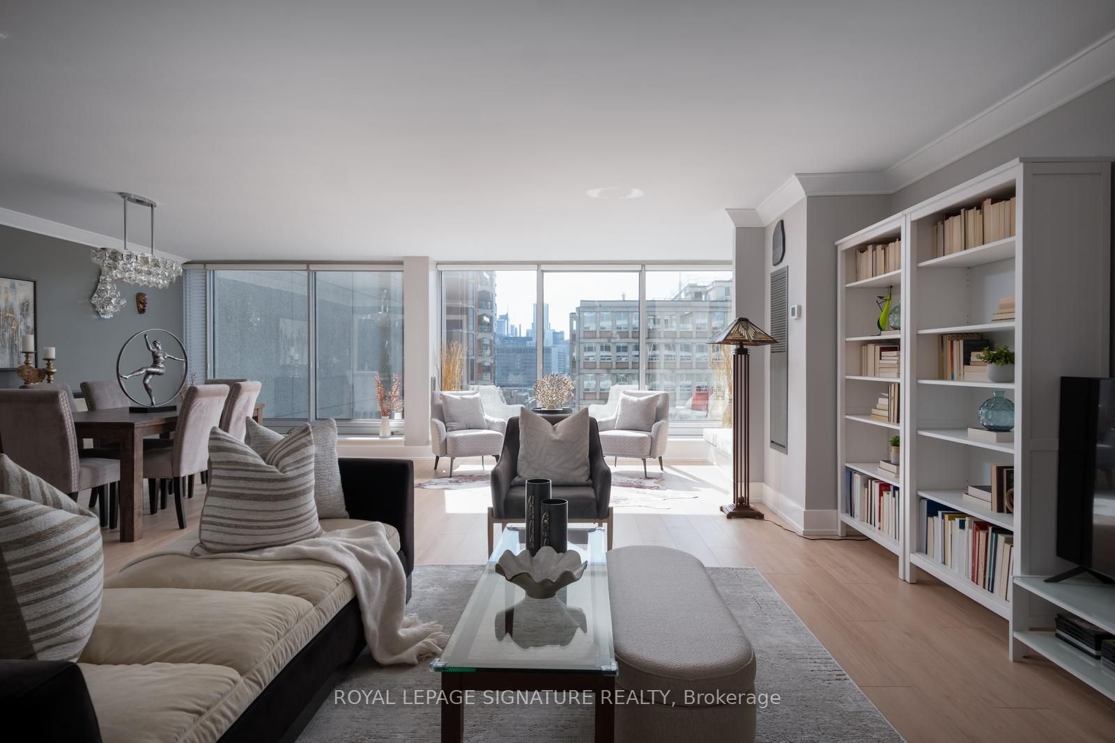 110 Bloor Street W 1201