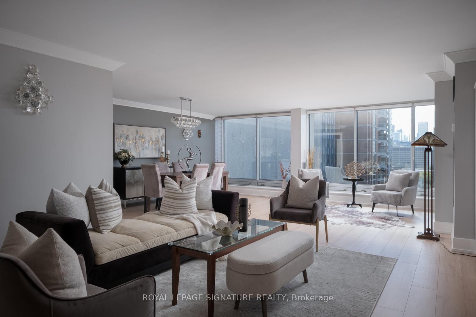 110 Bloor Street W 1201