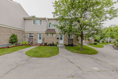 561 Childs Drive 24 Milton ON L9T 3Z1