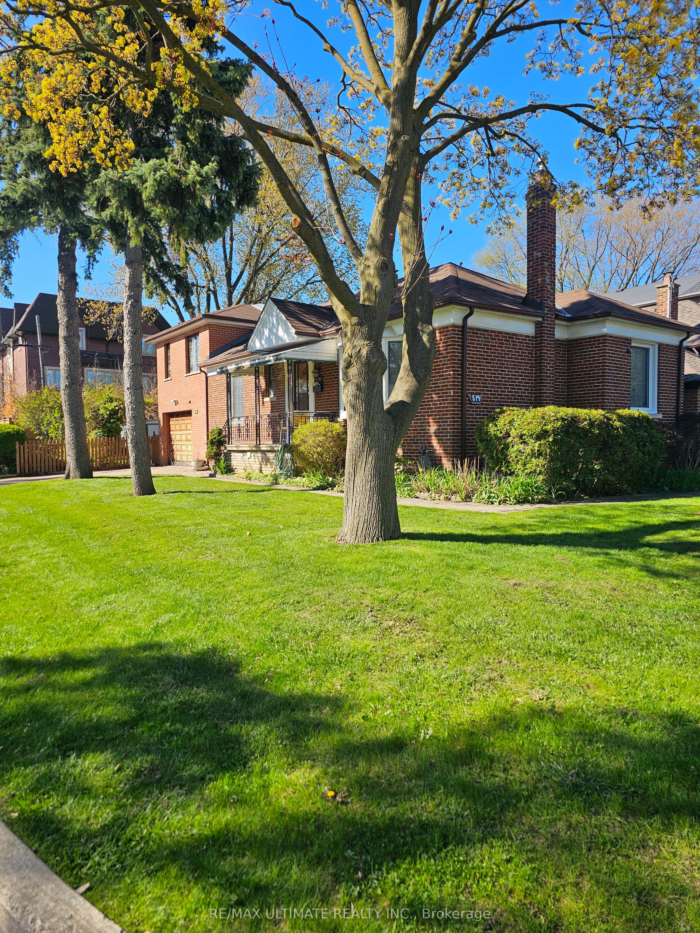 519 Douglas Avenue