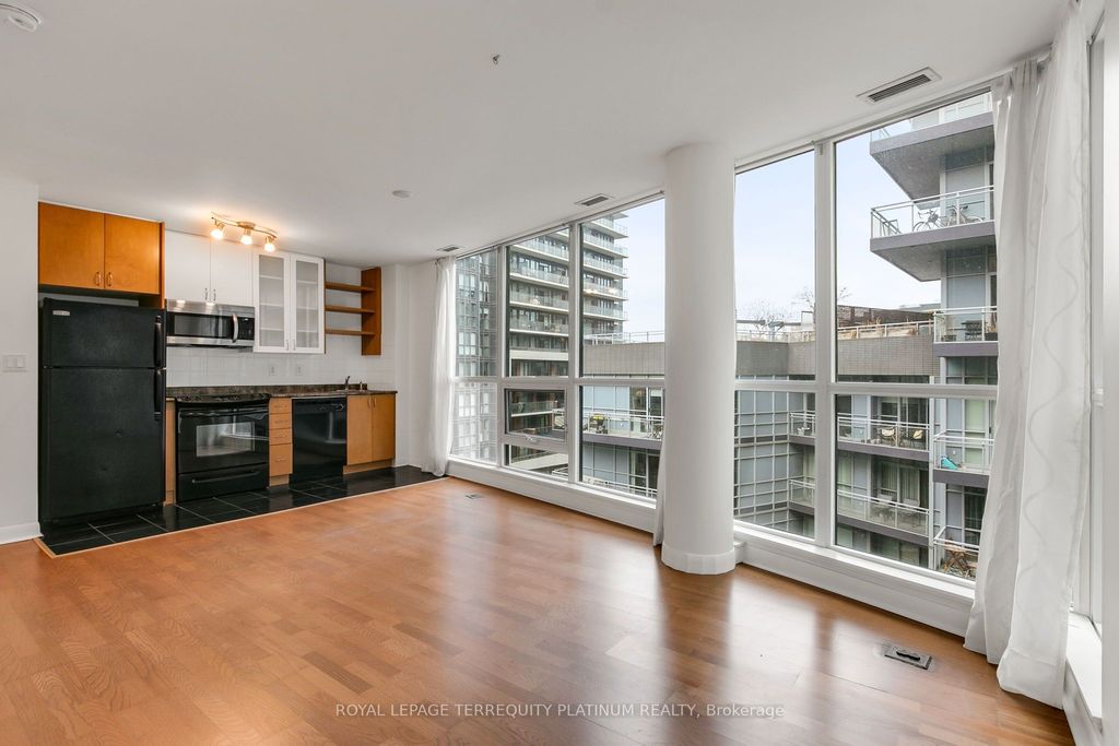 Photo of 600 Fleet Street #727, Toronto, ON M5V 1B7 (MLS # C12628316)