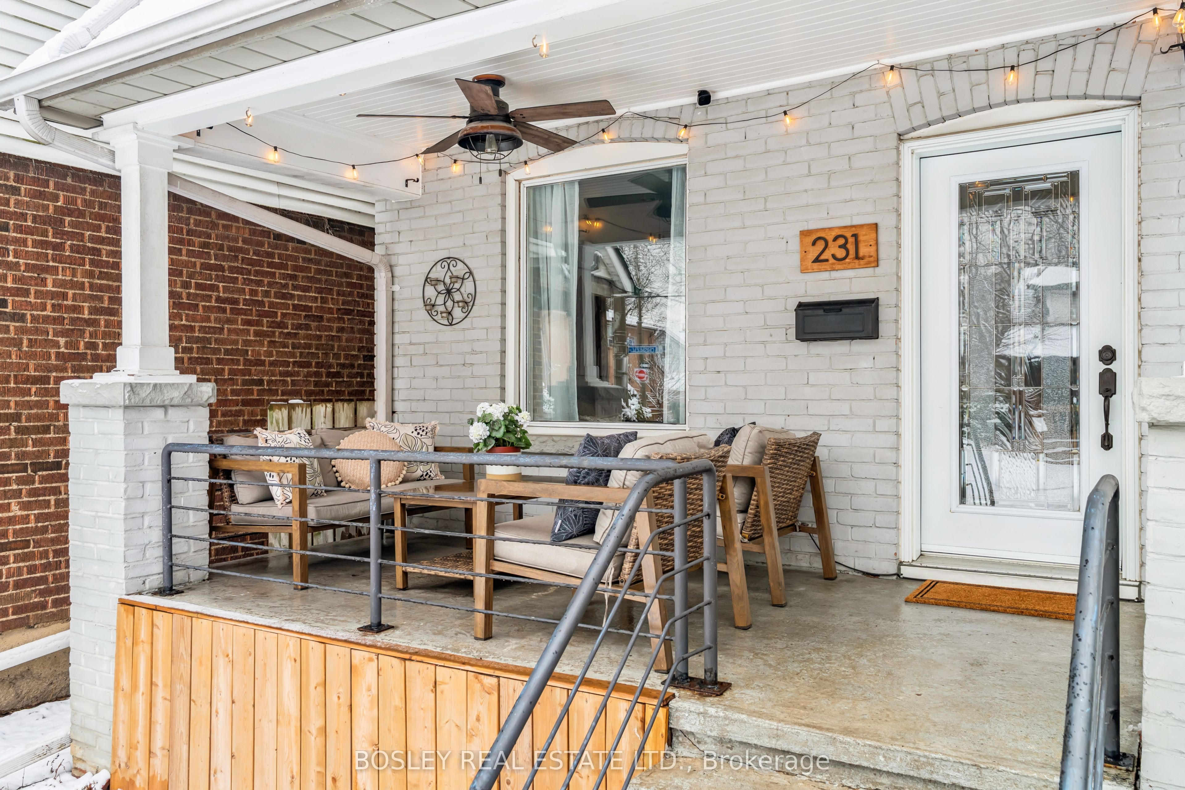 231 Chisholm Avenue