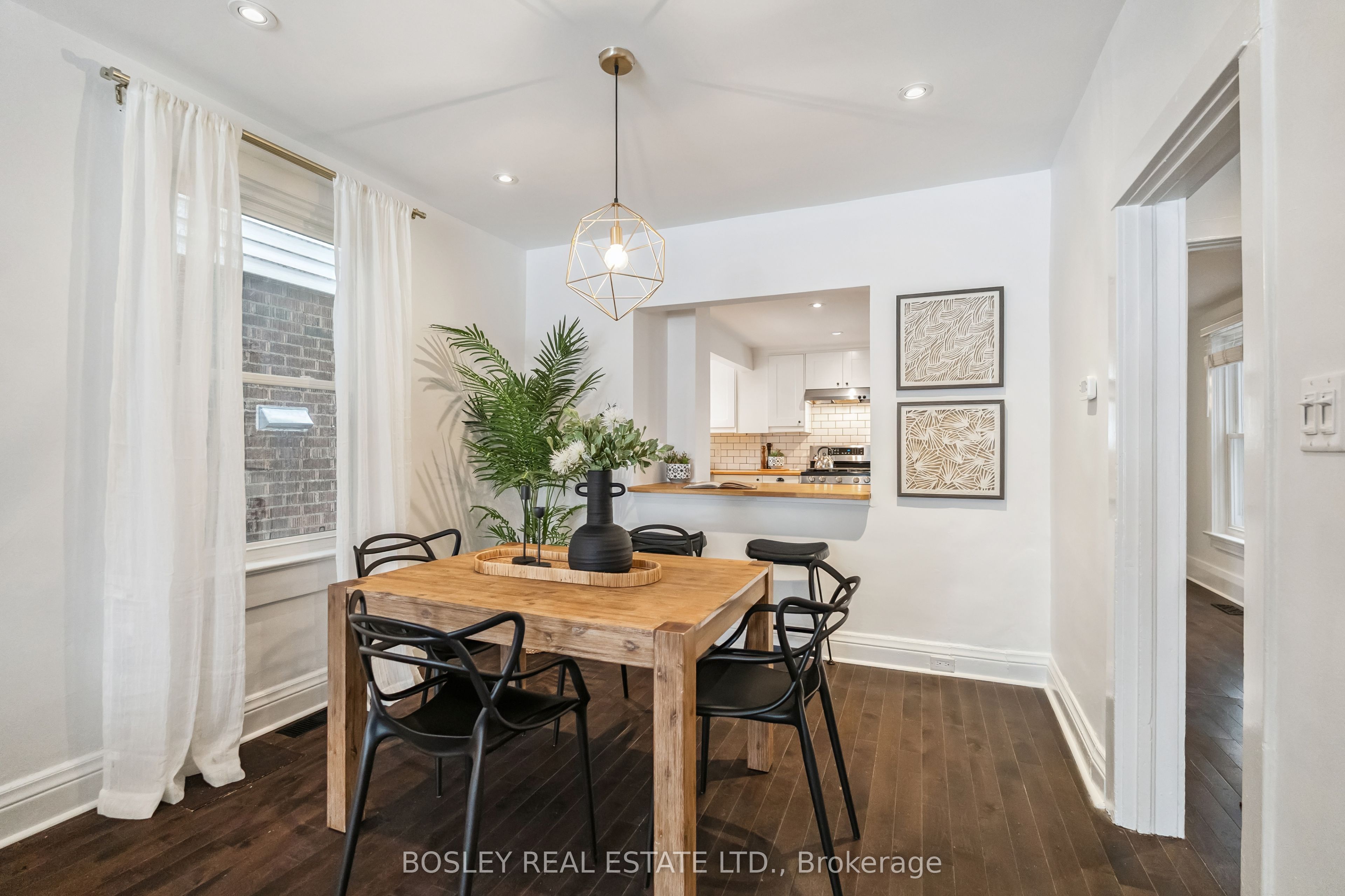 231 Chisholm Avenue