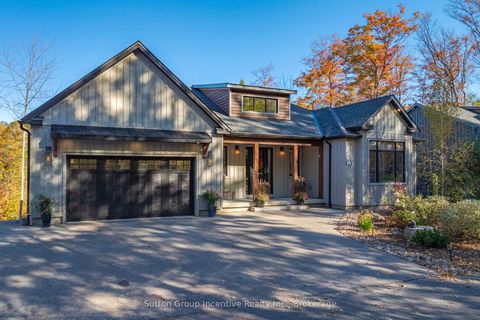 Property photo of 24 st georges court, huntsville, ON p1h 1b1